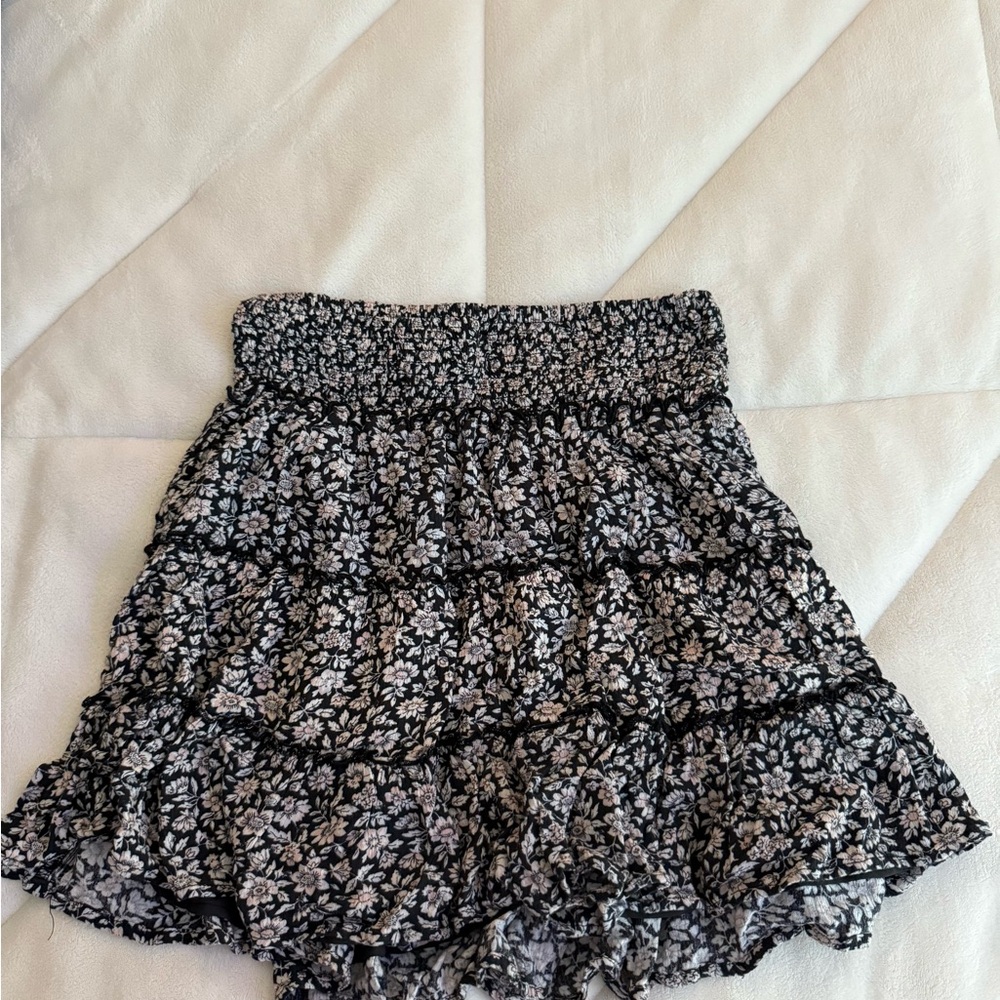American Eagle Floral Black Skirt